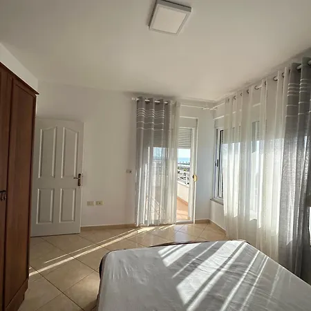 Apartament, Bellavista Qerret Apartment *